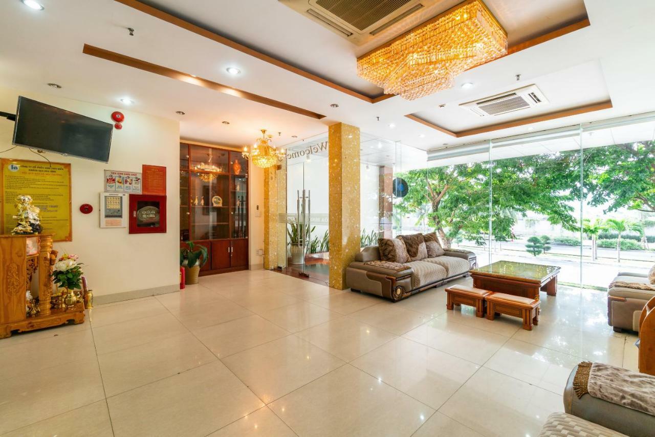 Oyo 375 Hoa Binh Hotel Da Nang Exteriör bild