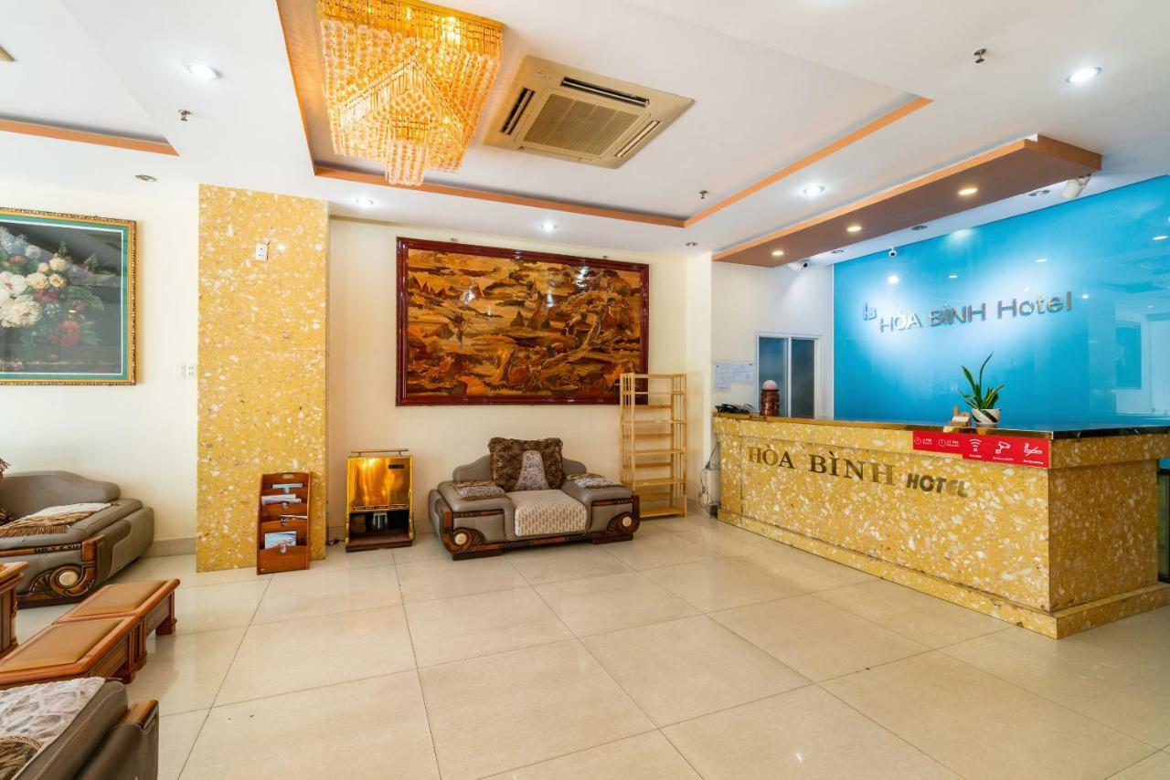 Oyo 375 Hoa Binh Hotel Da Nang Exteriör bild
